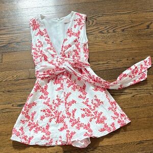 Keepsake vneck Floral linen romper with Red Pattern, xS, belted